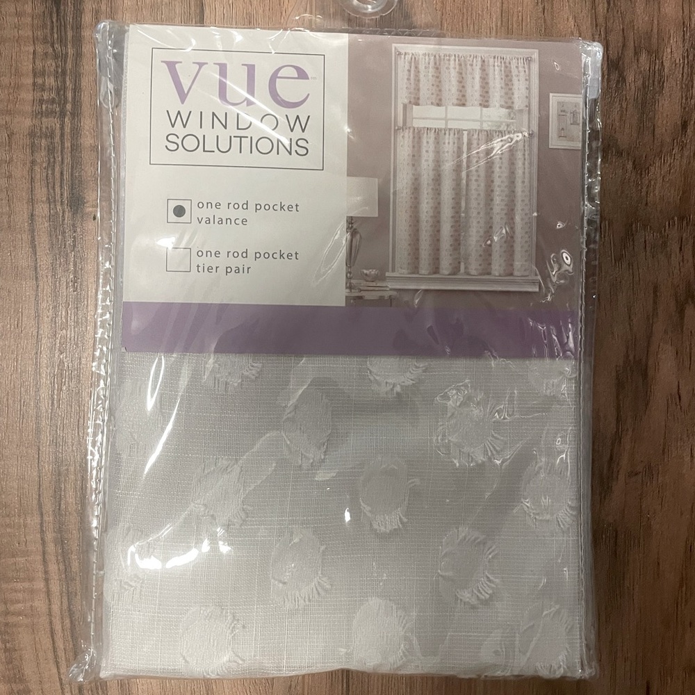 Window valance